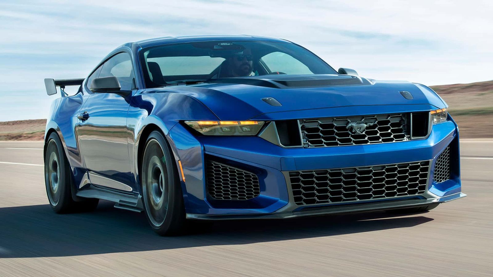 Αυτή είναι η νέα Ford Mustang Dark Horse SC